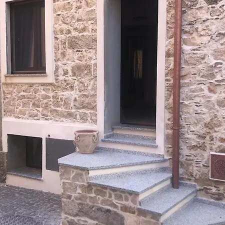 Dommu De Mela Baunei