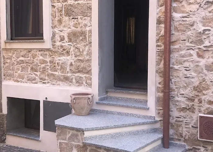 Dommu De Mela Baunei